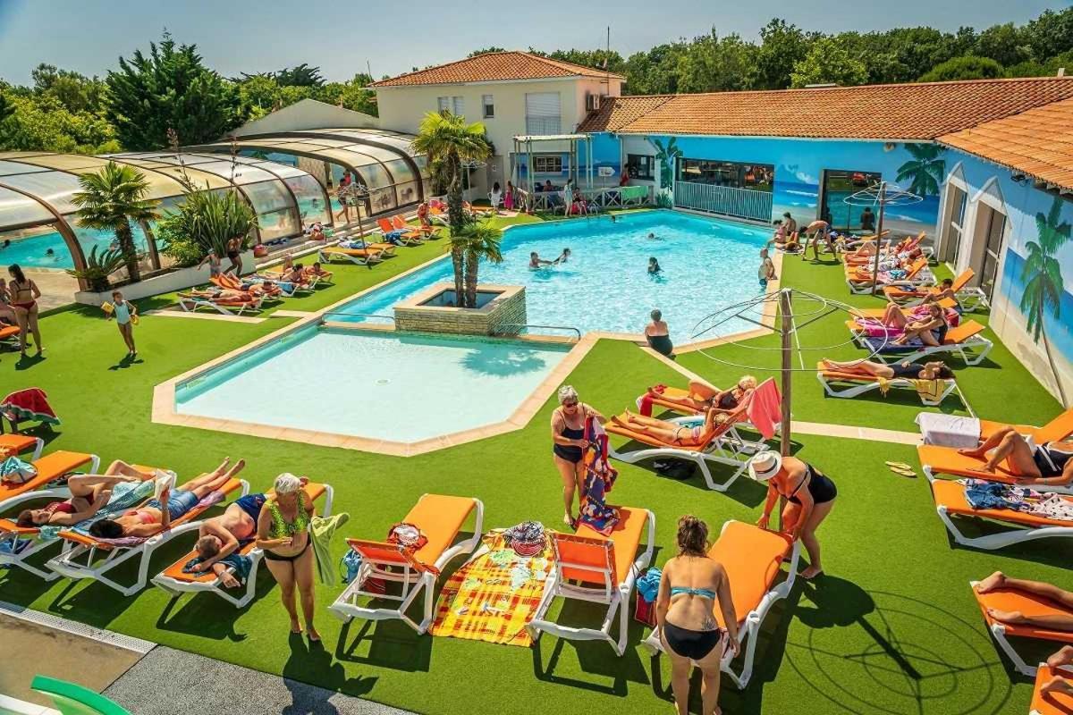 Camping 4 Etoiles - Parc Aquatique - Eei0Fi Saint-Georges-d'Oleron Extérieur photo