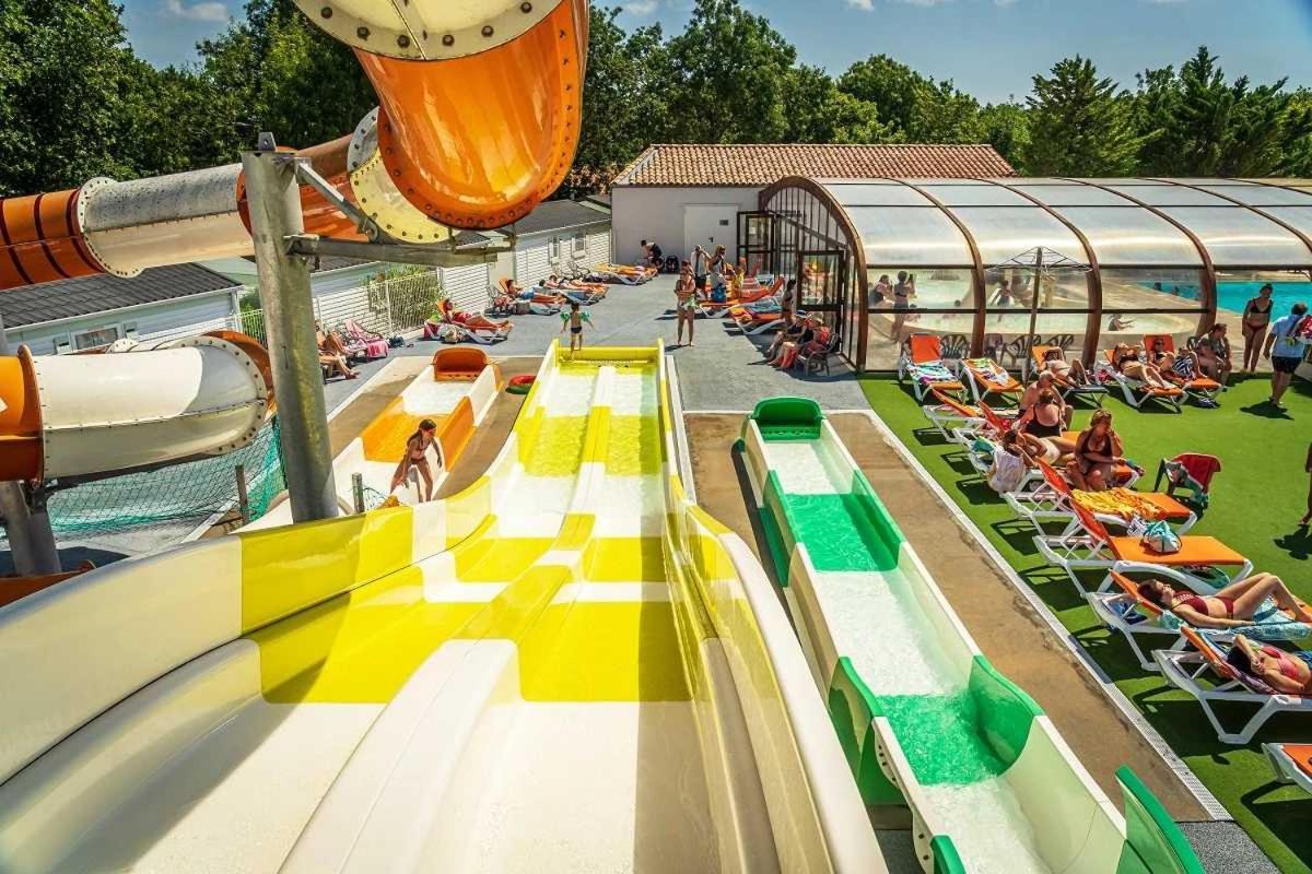 Camping 4 Etoiles - Parc Aquatique - Eei0Fi Saint-Georges-d'Oleron Extérieur photo
